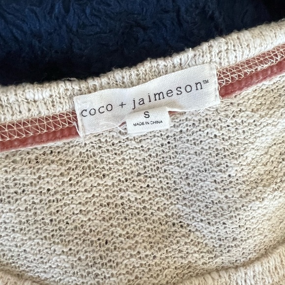 Coco & Jaimeson Sweater - Picture 4 of 6